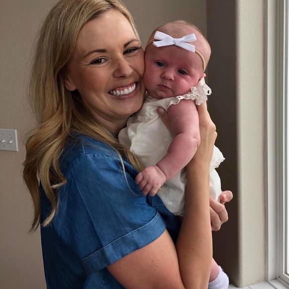 Meet your Posher, Madison - Picture 1 of 1